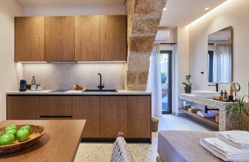 Koutouloufari Apartment | Kaptara Premium Guest House with sharing Jaccuzi -Part of Kaptara Villa complex