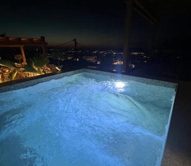 Koutouloufari Villa | Kaptara Premium Villa, Plunge Pool & Jacuzzis