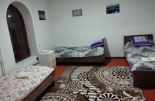 Karakol House | Karakol River Guesthouse