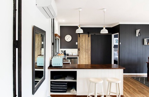 Blewitt Springs Cottage | Karawatha Cottages - PONDER COTTAGE
