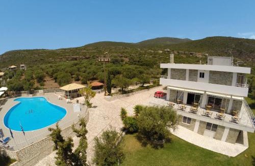 Kardamyli Hotel | Kardamili Beach Hotel