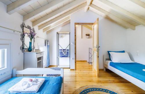 Skopelos Villa | Karderina Cozy Cottage by the River