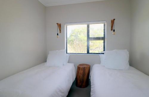L'Agulhas House | Karen Close 3219