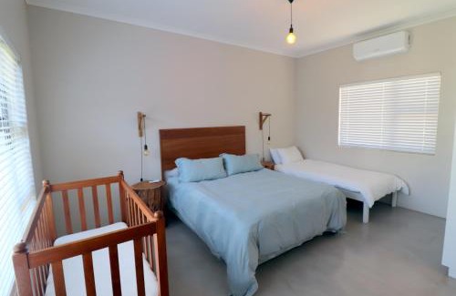 L'Agulhas House | Karen Close 3219