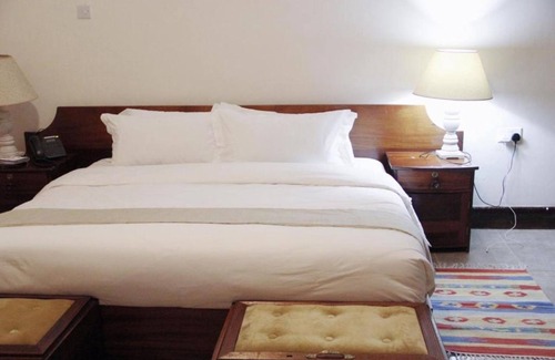 Meru Hotel | Karimba Lounge