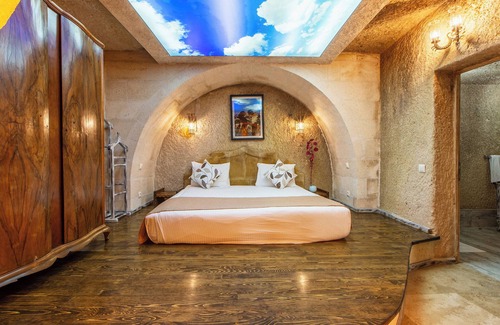 Uchisar Hotel | Karlik Cave Suite Cappadocia