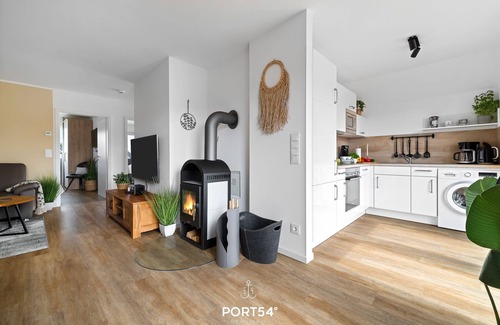 Busum Apartment | Karlsson Büsum: fireplace, infrared cabin, close to the beach and the North Sea, balcony