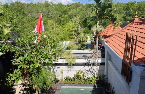 Tanjungbenoa Villa | Karmani Villa