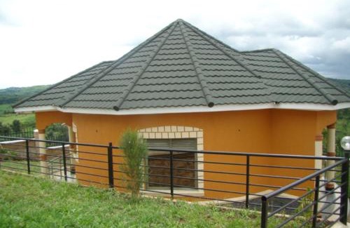 Kitojo Hotel | Karobwa Summit View