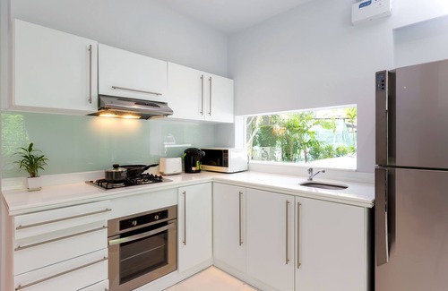 Karon Villa | Karon Beach Pool Villa