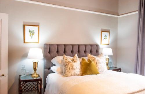 Graaff-Reinet Apartment | KAROO RANCHING Townhouse