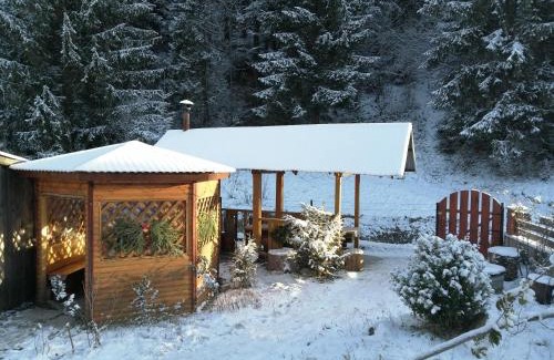 Mykulychyn House | Karpaty Gutsulska Sadyba