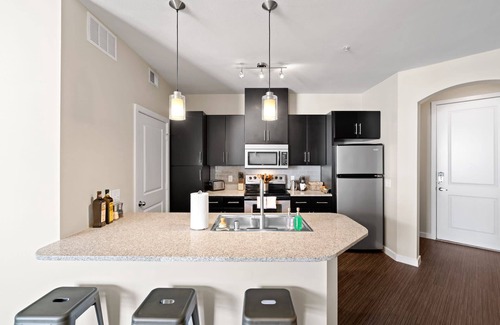 Northeast Dallas Apartment | Kasa | 1BD, Walk to SMU | Dallas