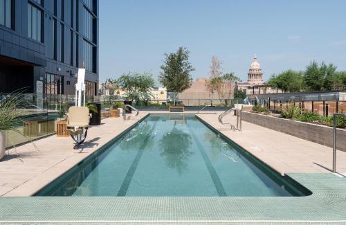 Red River Cultural District Apartment | Kasa at The Waller Austin