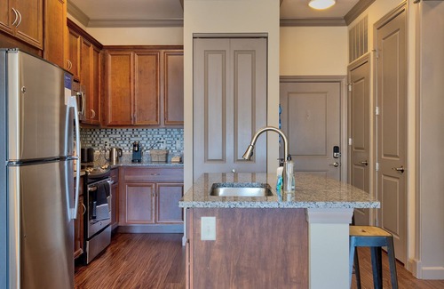 Central West End Apartment | Kasa Central West End St. Louis