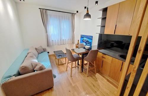 Lisina Apartment | Kasa di legno apartman 3