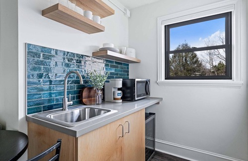 Charlotte Street Apartment | Kasa Downtown Asheville