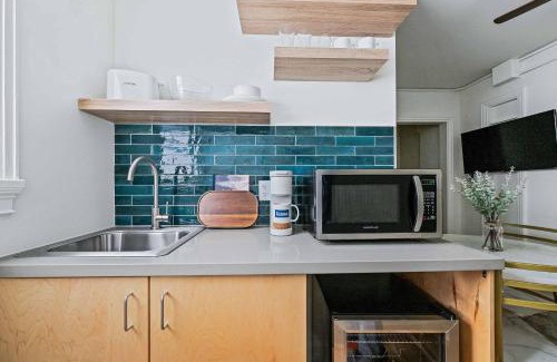 Charlotte Street Apartment | Kasa Downtown Asheville