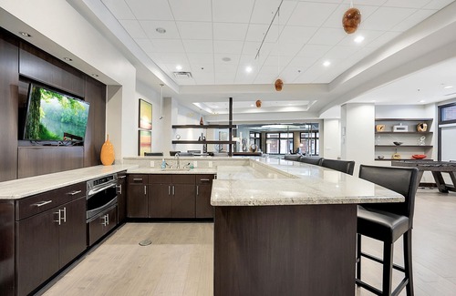 Downtown Louisville Apartment | Kasa Downtown Louisville