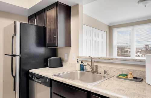 Downtown Louisville Apartment | Kasa Downtown Louisville