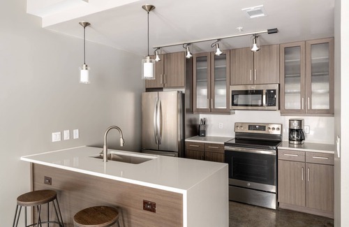 Second Street District Apartment | Kasa | Modern 1BD, Walk to 2nd Street | Austin