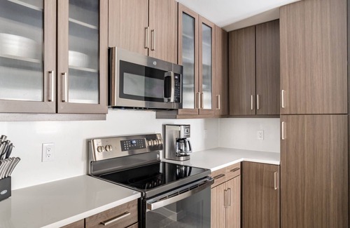 Second Street District Apartment | Kasa | Modern 1BD, Walk to 2nd Street | Austin