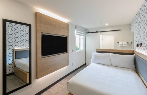 Centennial Hotel | Kasa Niche Hotel Redwood City