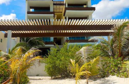 Chicxulub Puerto Apartment | Kasos ground level apartment