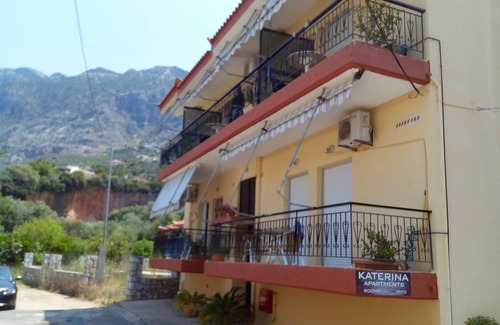 Paralia Vergas Apartment | Katerina Apartments ,(1) One-Bedroom Apartment with Balcony
