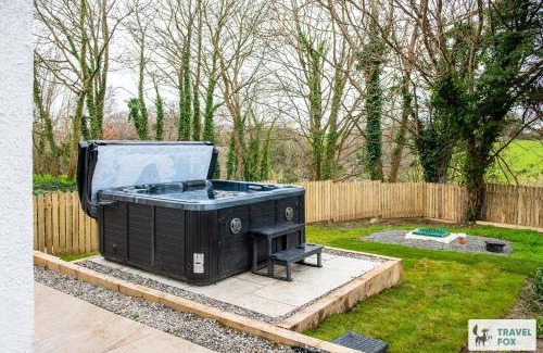 Bont Newydd House | Katie's Cottage & Hot Tub - Snowdon 20mins drive
