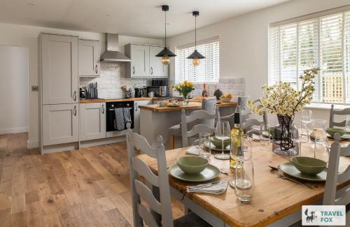 Bont Newydd House | Katie's Cottage & Hot Tub - Snowdon 20mins drive
