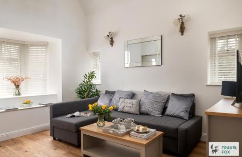 Bont Newydd House | Katie's Cottage & Hot Tub - Snowdon 20mins drive