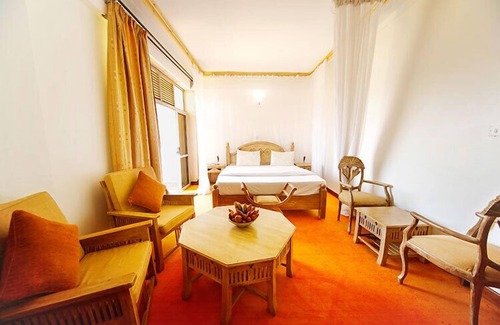 Entebbe Hotel | Katomi Kingdom Resort