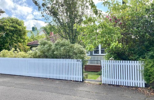 Katoomba House | Katoomba Cottage