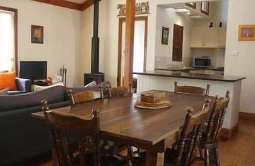 Katoomba House | Katoomba Retreat Indian Haveli