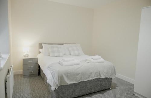 Frampton Apartment | Katrina Suite