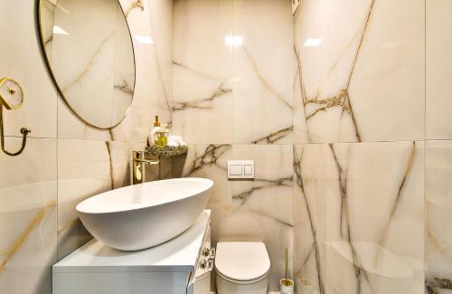 Saints Constantine and Helena Apartment | Katty's Place - Azur Premium