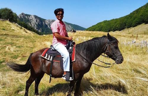 Podgorica Capital City Ski Chalet | Katun Mokra accommodation & horseback riding