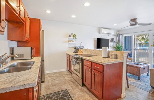 Wailua Condo | Kauai Kailani 204. Ocean View Condo in the Heart of Kapaa! Walking Distance to many Establishments.