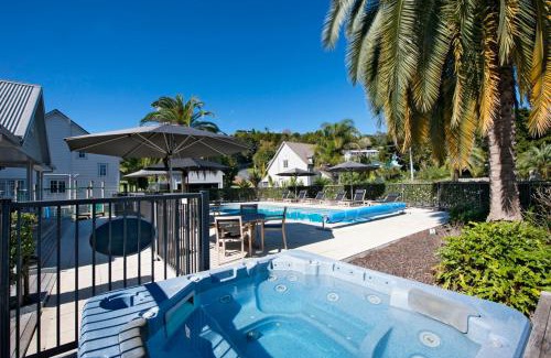 Russell House | Kauri Cottage 2 or 3 Bedroom - Russell Cottage Collection