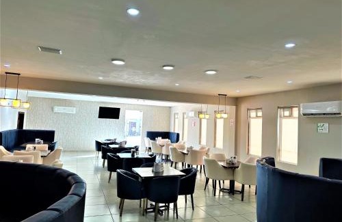 Meoqui Hotel | KAVIA MEOQUI HOTEL & SUITES