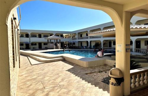 Meoqui Hotel | KAVIA MEOQUI HOTEL & SUITES
