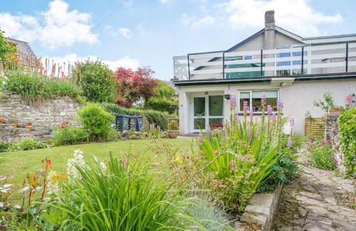 Glangrwyney House | Kavieng