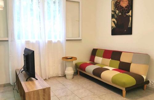 Le Robert Apartment | Kay Canou, rez-de-jardin, calme et nature