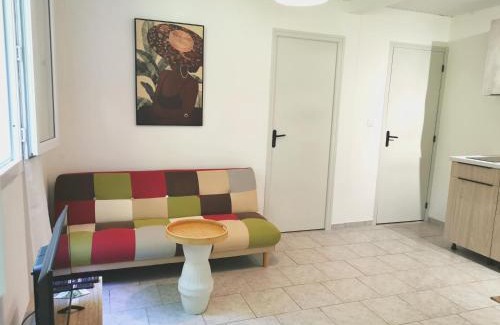 Le Robert Apartment | Kay Canou, rez-de-jardin, calme et nature