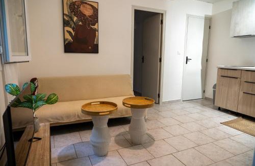 Le Robert Apartment | Kay Canou, rez-de-jardin, calme et nature