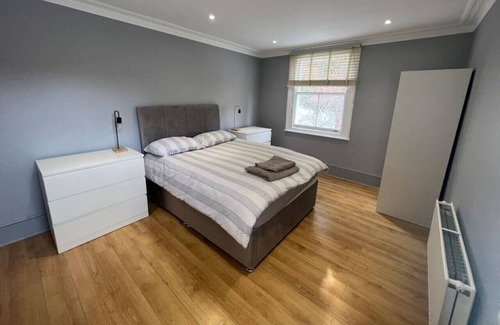 Stockwell Apartment | Kay Road · Lovely 2-bed flat in Brixton