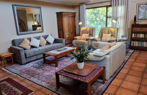 Wilderness House | Kaya Cabhozi at 306-on-HeightsRoad