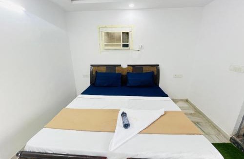Khattalwada Hotel | KB Residency- Opposite Max Hospital Gate no5