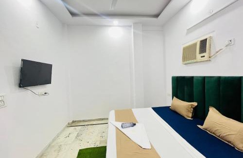 Khattalwada Hotel | KB Residency- Opposite Max Hospital Gate no5